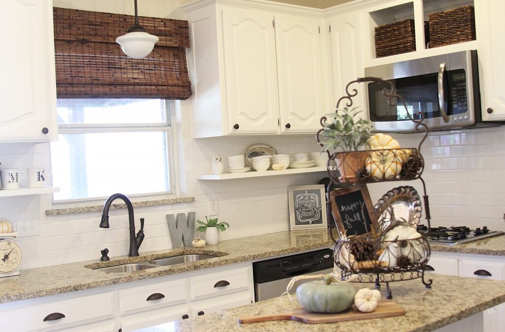 fall kitchen decorating